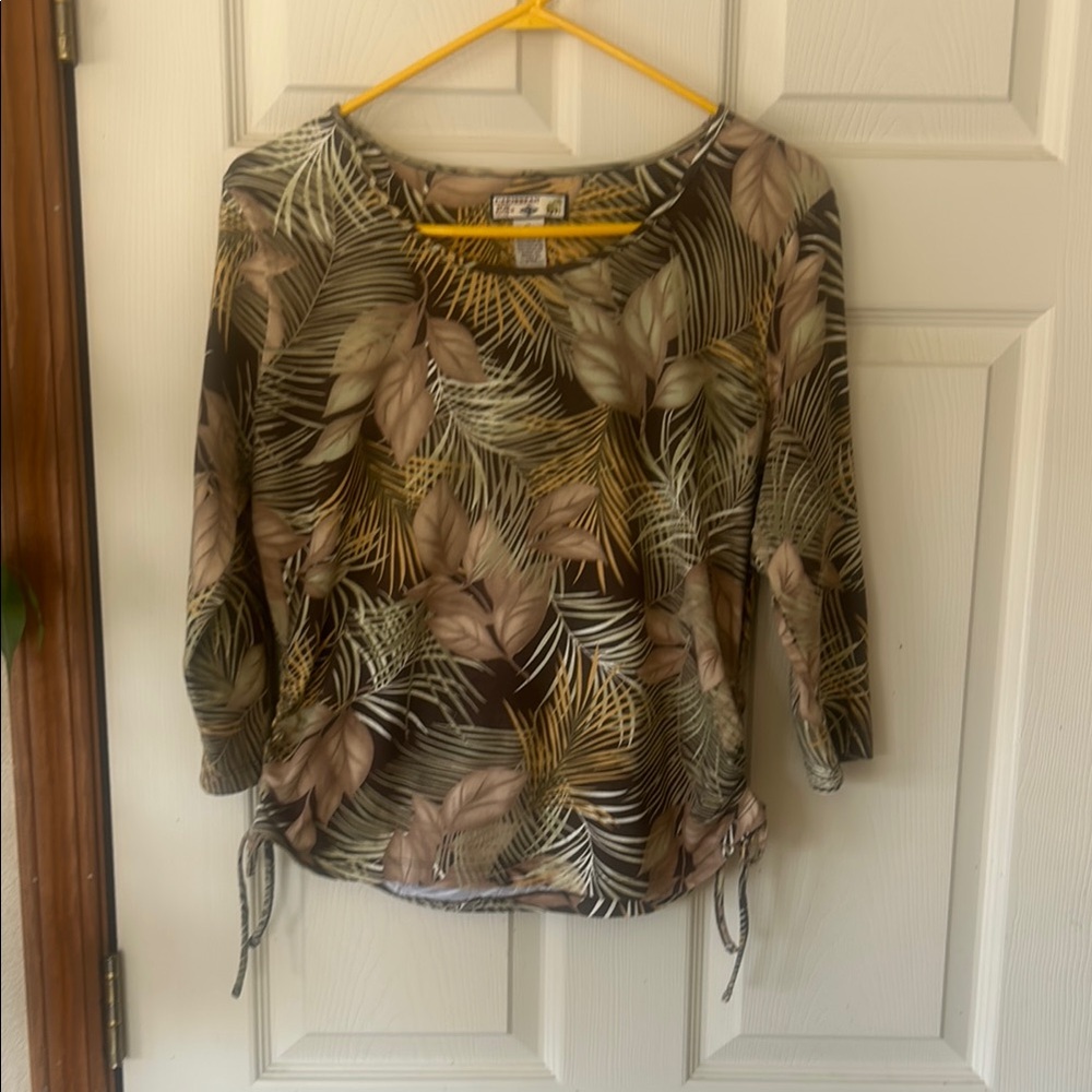 Caribbean Joe petite Large 3/4 sleeve Leaf Print Women's Top